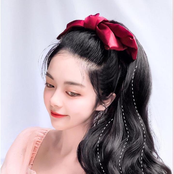 Cola de caballo con clip y lazo - Imagen 4