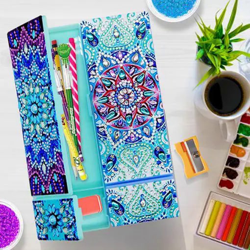 Estuche para lápices con bordado de diamantes DIY